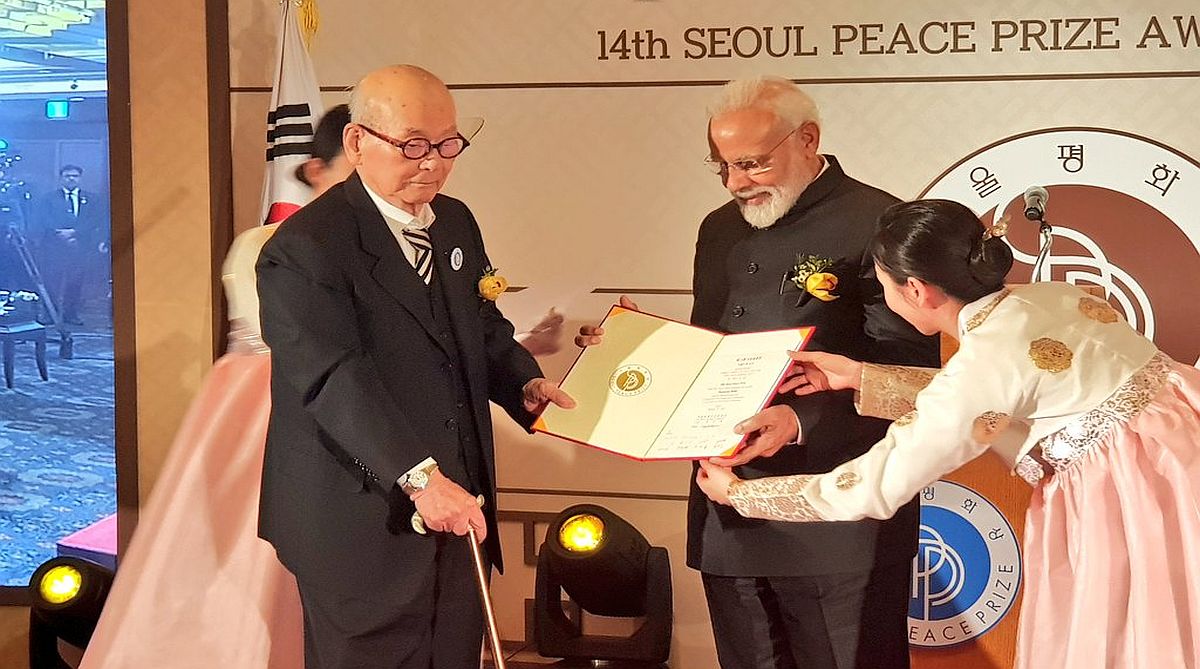 PM Modi awarded Seoul Peace Prize; India, S Korea ink 7 pacts, agree to bolster defence, economic ties