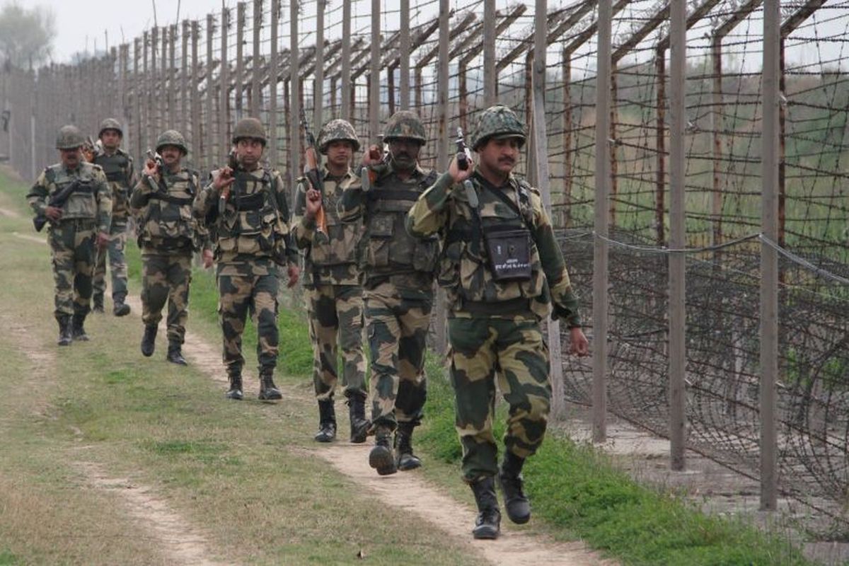 Pakistani troops target cross-LoC trade centre at Poonch