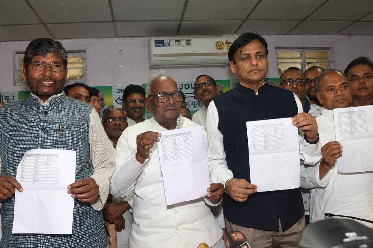 ‘Revolt’ in Bihar BJP after seat surrender; Grand Alliance on brink of breakup