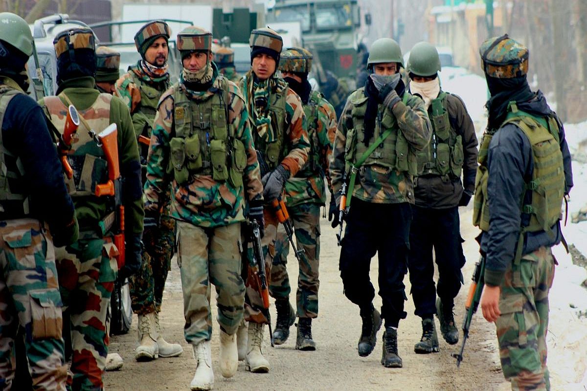 Delhi Police arrests Sajjad Khan, a JeM terrorist and close aide of slain Pulwama attack mastermind
