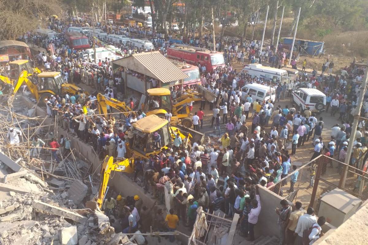 One dead, many feared trapped after building collapses in Dharwad