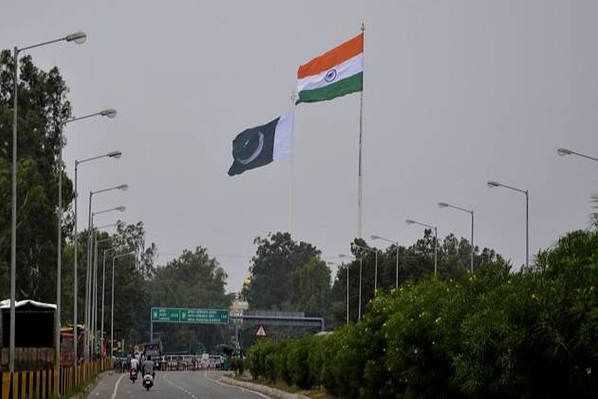 India boycotts Pakistan National Day event as Kashmiri separatists invited