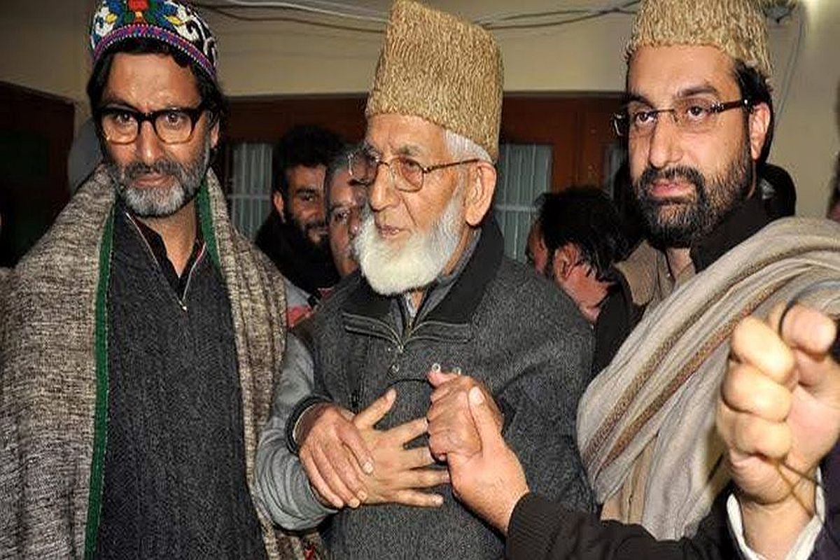 Hurriyat leader Geelani booked under FEMA, fined for illegal possession of foreign currency