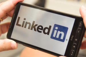 Why LinkedIn relies on users, not AI, for removing fake profiles