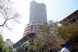 Sensex in red, Reliance Industries down 1.57%