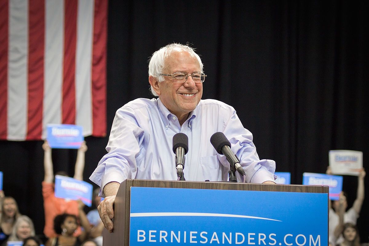 US Senator Sanders releases 10 years of tax returns