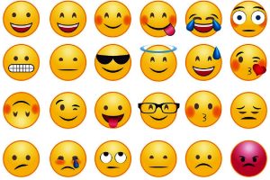 WhatsApp testing official emojis for Status doodling