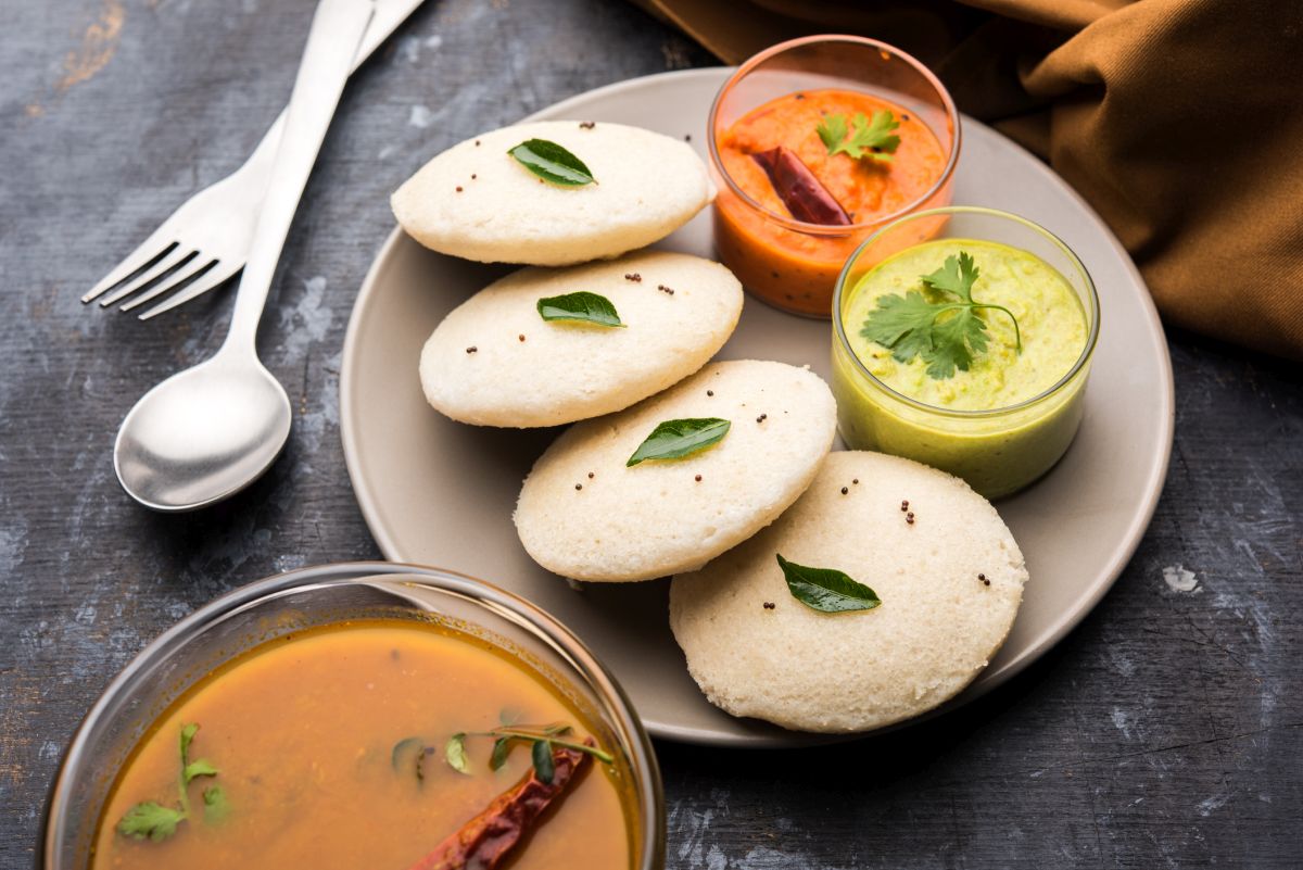 How to make soft and spongy idli at home