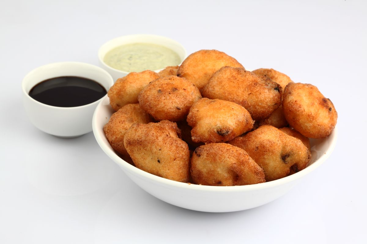 How to make medu vada or medhu vadai