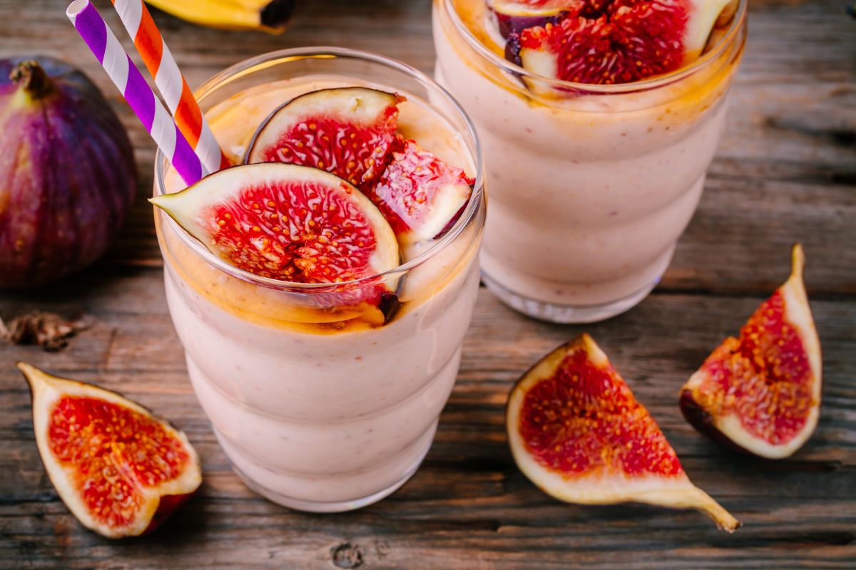 Recipe:Fig-Honey-Saffron Milk Shake