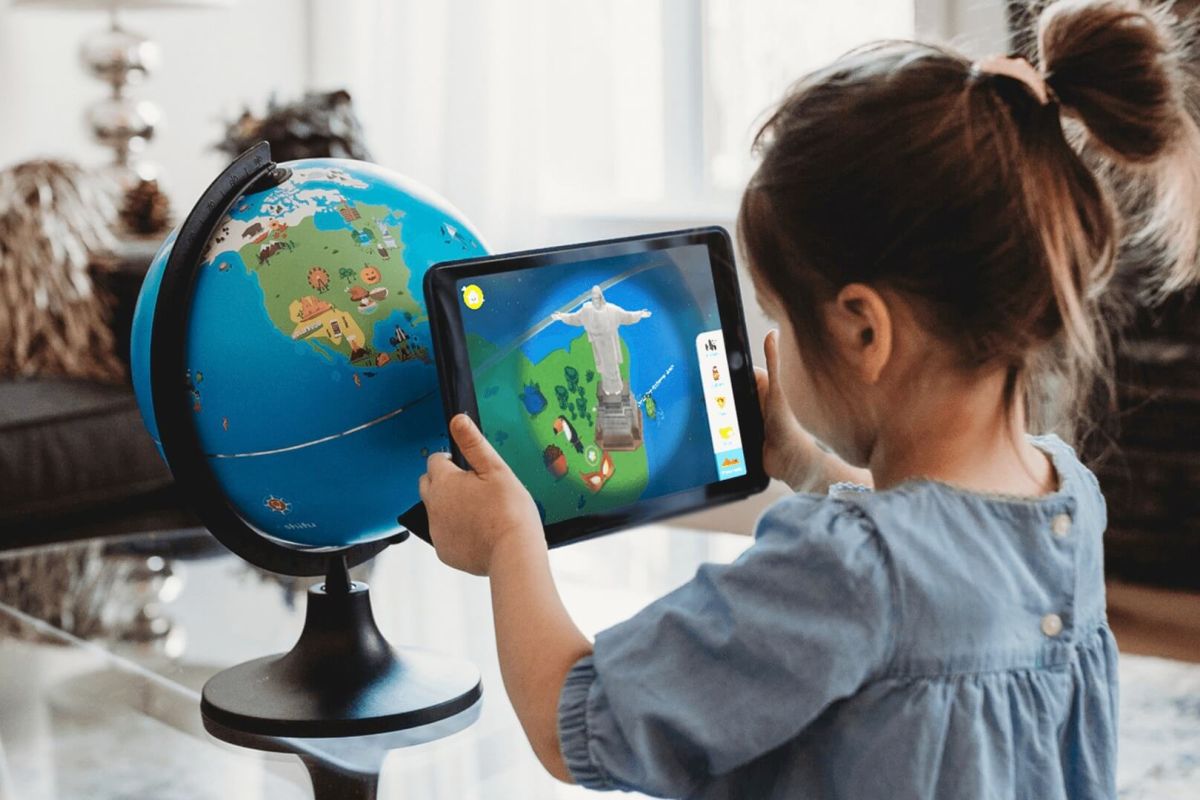 Screen time, AR and 3D toys, Augmented reality, Virtual reality