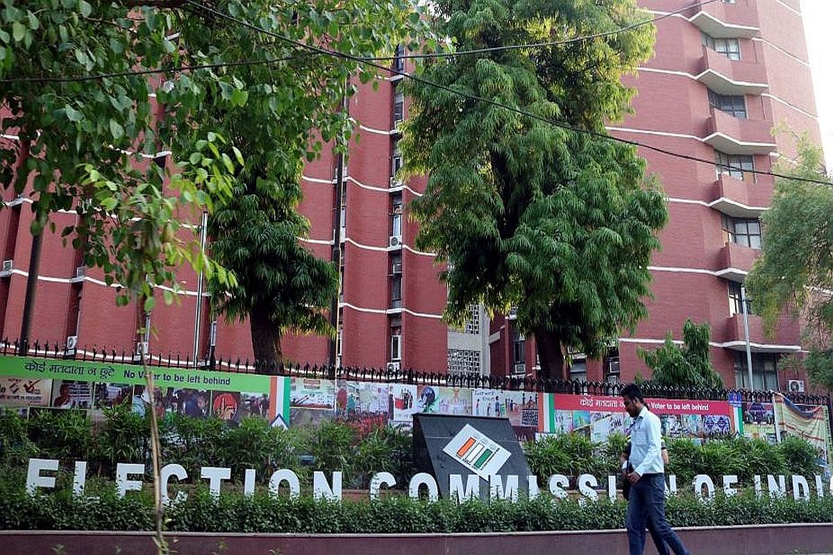 Day before counting, EC turns down Opposition demand to tally VVPAT slips first