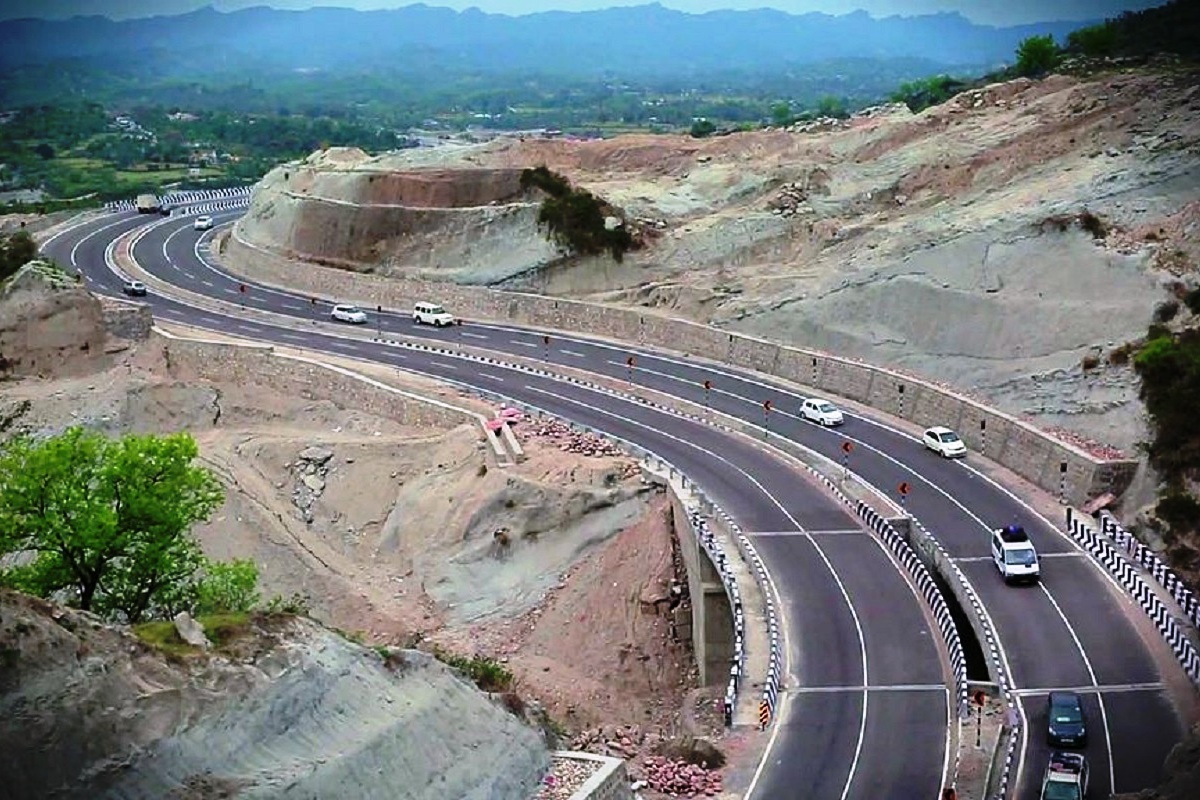 J-K Governor lifts civilian movement curbs on National Highway 44