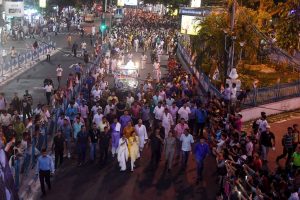 Kolkata Police SIT to probe College Street violence, Vidyasagar bust desecration