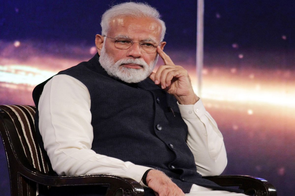 PM Modi claims he used digital camera, email in 1987-88