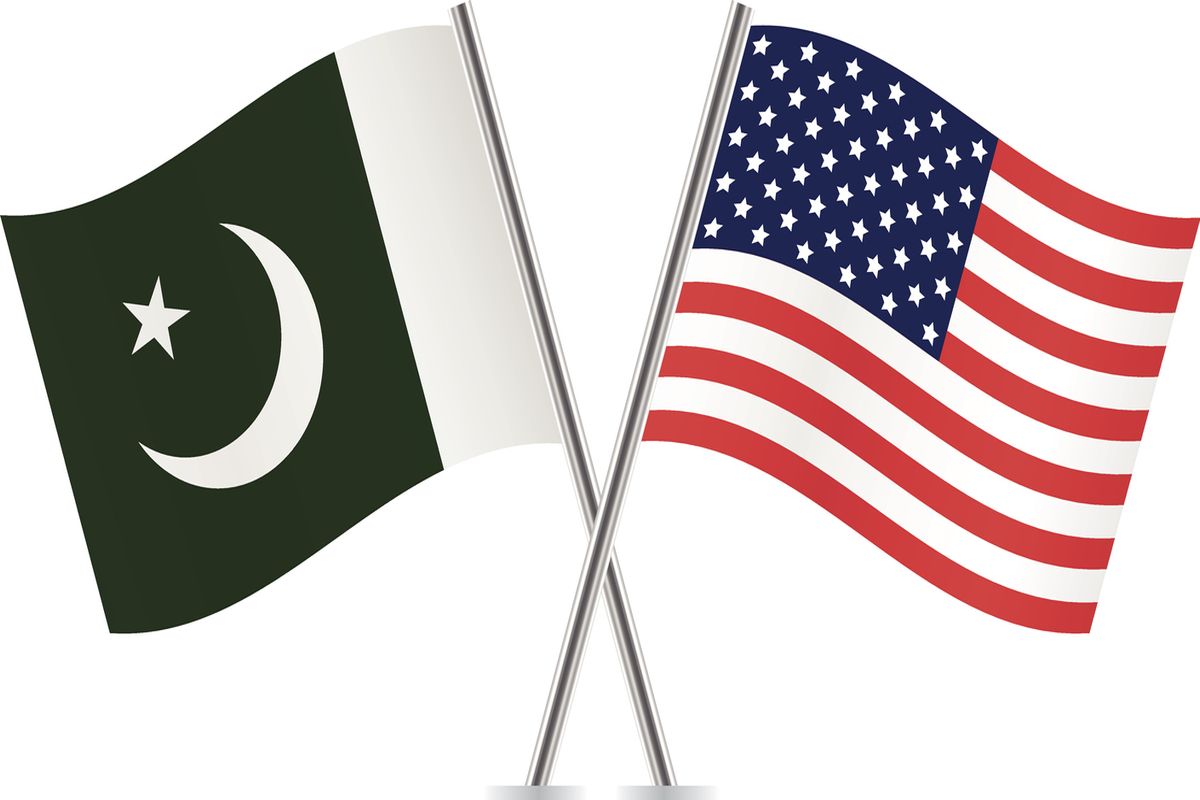 Sixty-one Pakistanis deported by US and Greece arrive in Islamabad