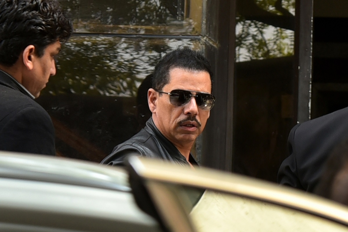 Robert Vadra appears before ED, says will cooperate till name is cleared