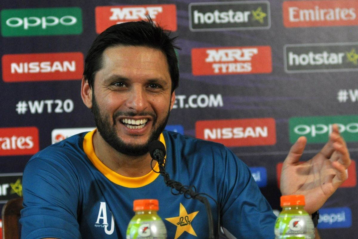 My daughters forbidden to play outdoor sports: Shahid Afridi