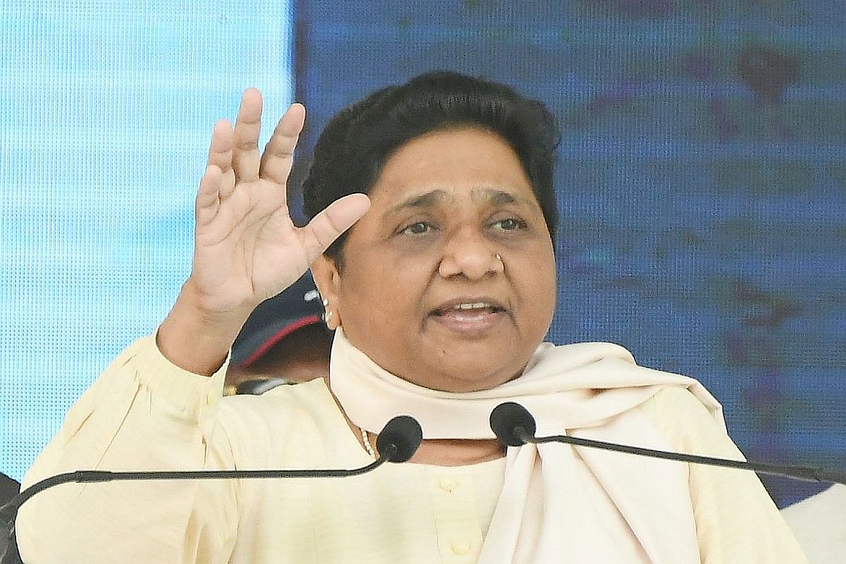 Mayawati appeals to vote for Congress in Amethi, Rae Bareli