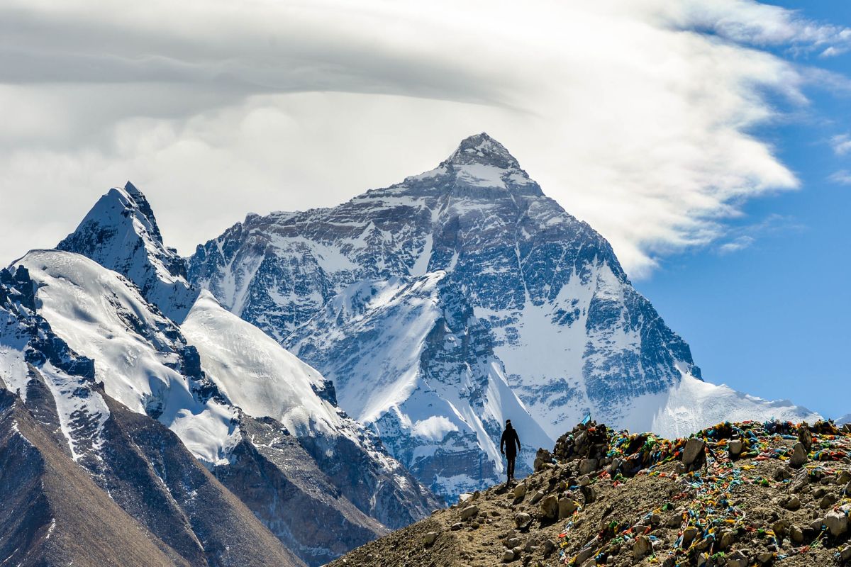 Mount Everest death toll increases to 11