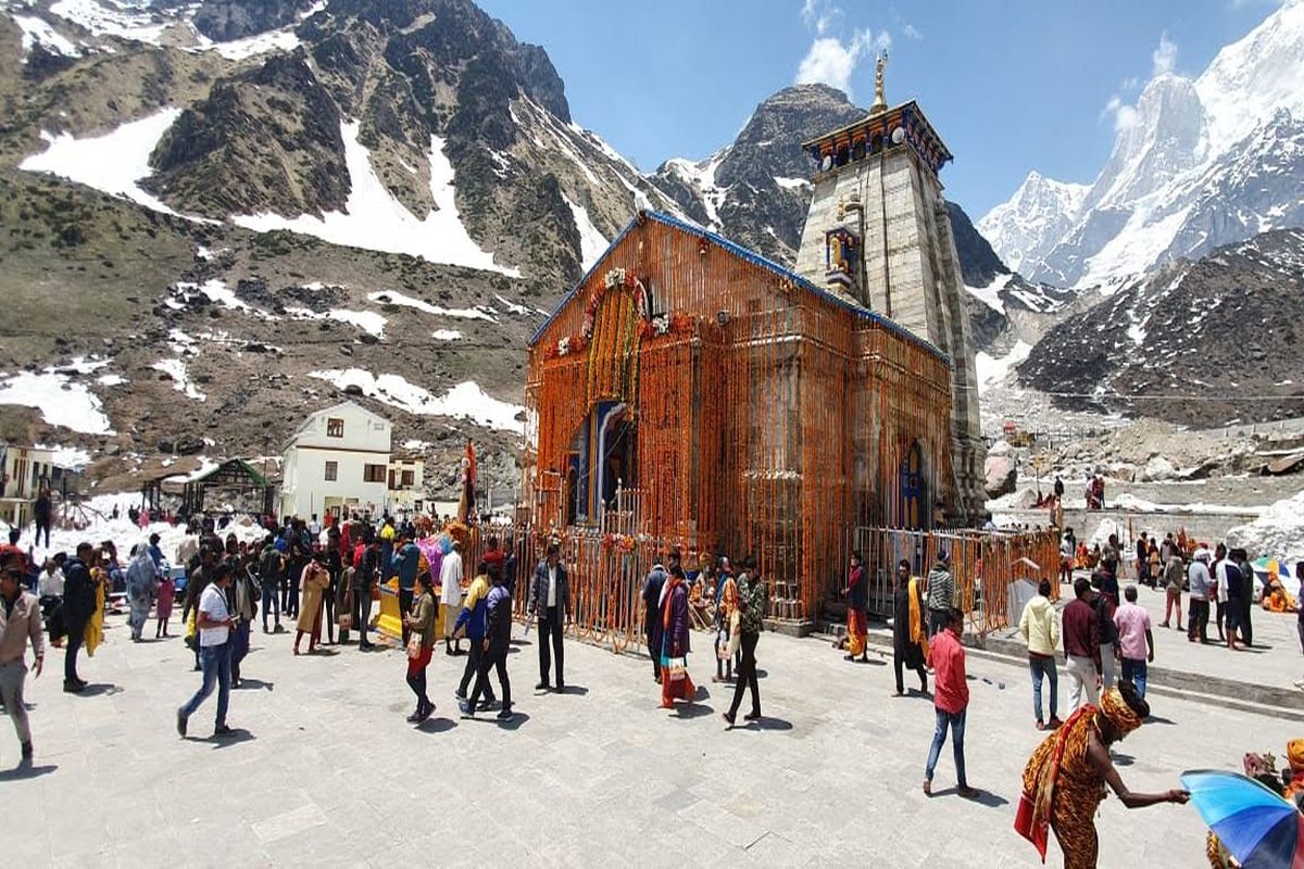 Kedarnath temple reopens for pilgrims, 2000 attend opening ceremony