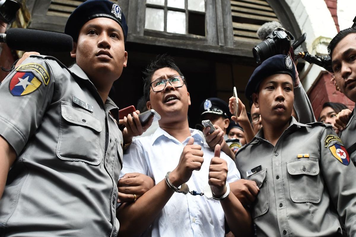 Rohingya massacre: Reuters journalists freed from Myanmar prison after 500 days