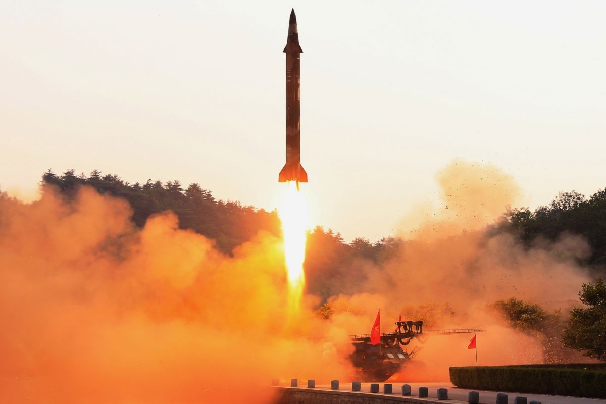North Korea fires short-range ‘projectiles’ into sea: Seoul
