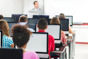 How tutors can leverage group classes to earn more, manage their time