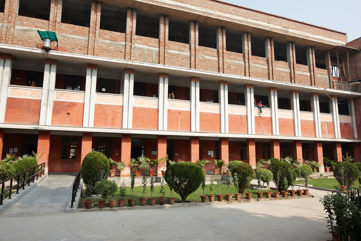 Delhi University first cut-off list likely by month-end