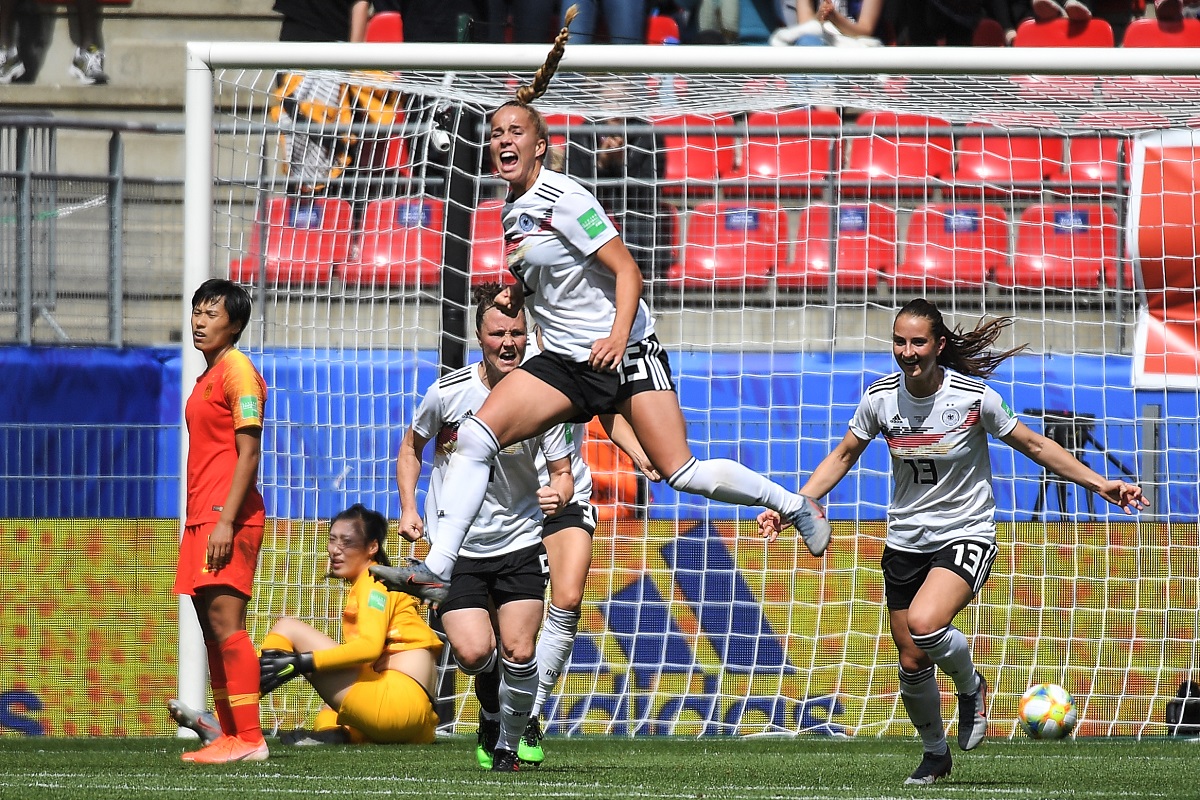 Women's World Cup, Germany Football team, China football team, Giulia Gwinn
