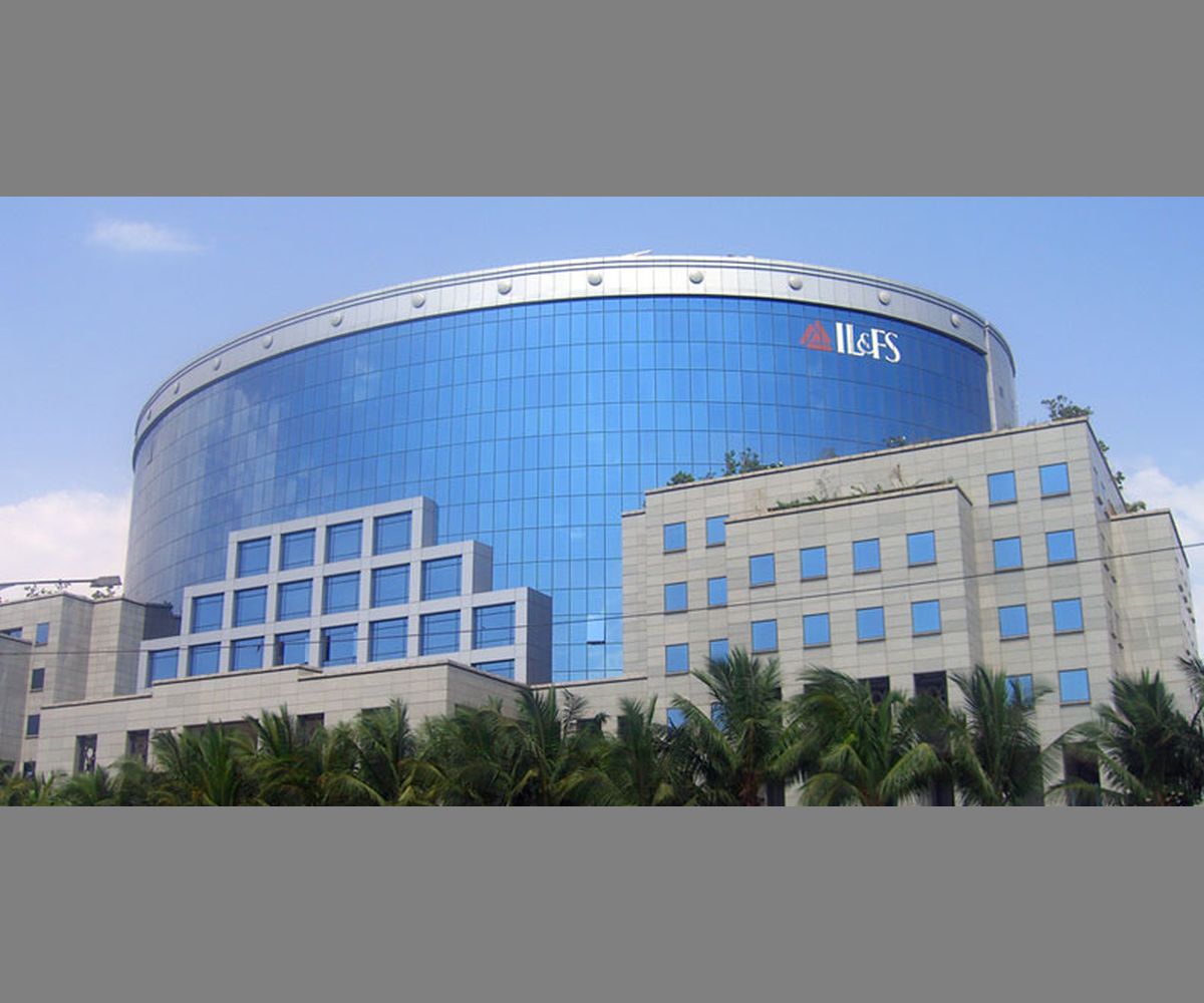 Probe finds IFIN’s ‘illegal strategy’ for group lending