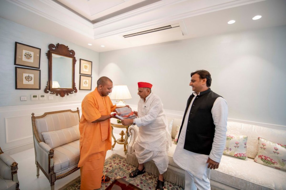 Mulayam Singh Yadav admitted to Medanta