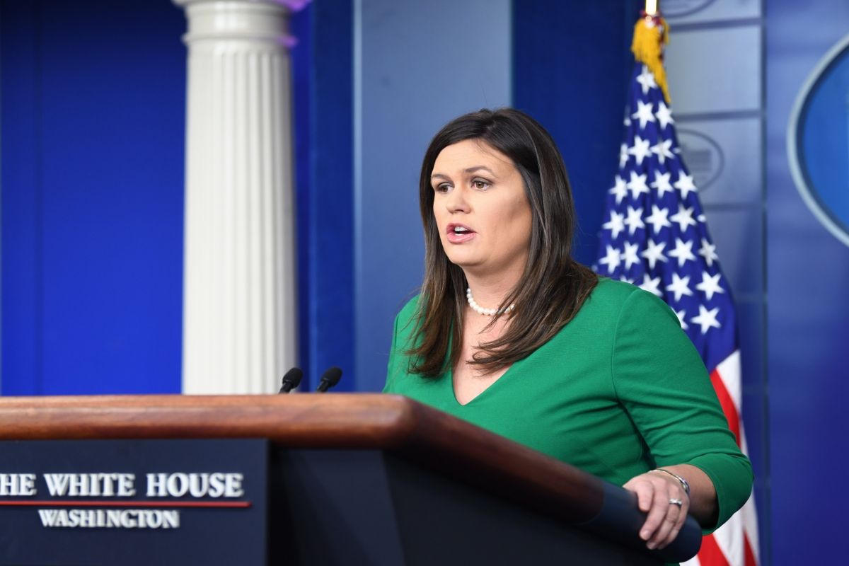 White House spokesperson Sarah Sanders to quit post this month