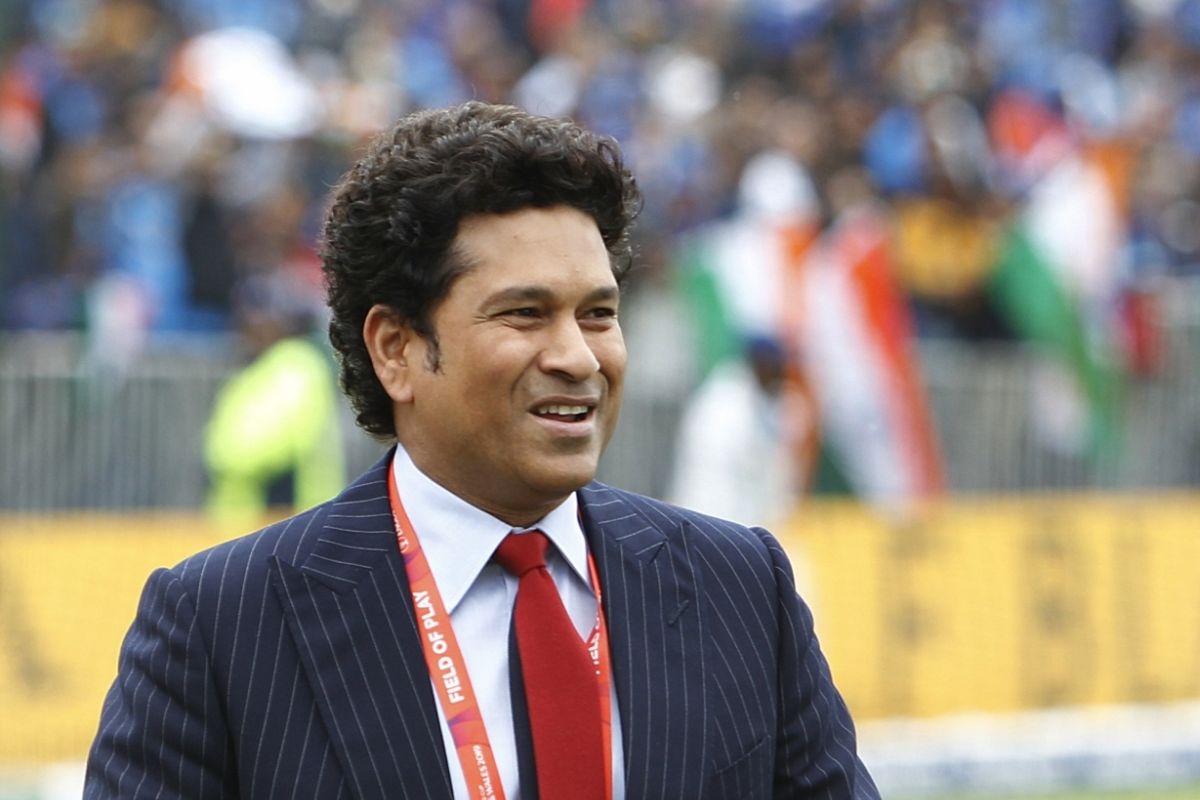 Sachin Tendulkar sues Aussie batmaker over licensing deal