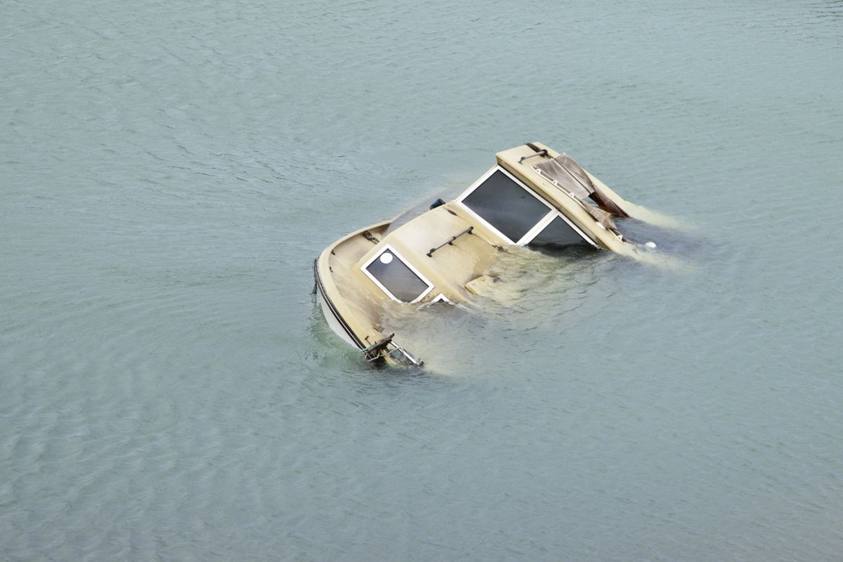 Seven dead as migrant boat sinks off Greek island