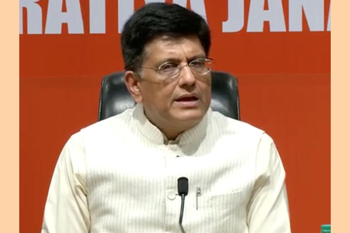 Goyal asks companies to submit concerns on draft e-commerce policy in 10 days
