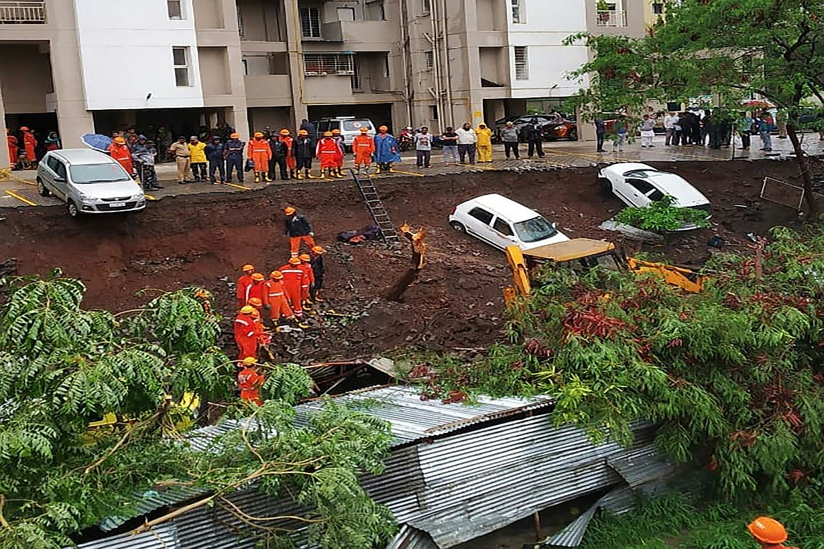 15 including 4 children crushed to death in midnight wall collapse in Pune; CM orders probe
