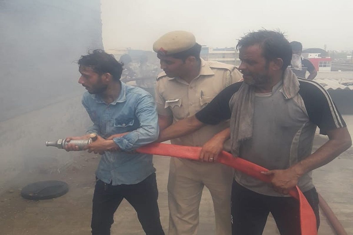 3 dead after major fire breaks out at rubber factory in Delhi