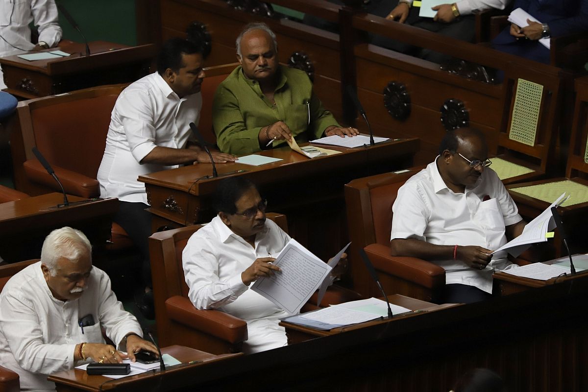 Karnataka crisis: Congress-JD(S) govt to face floor test on July 18 to prove majority