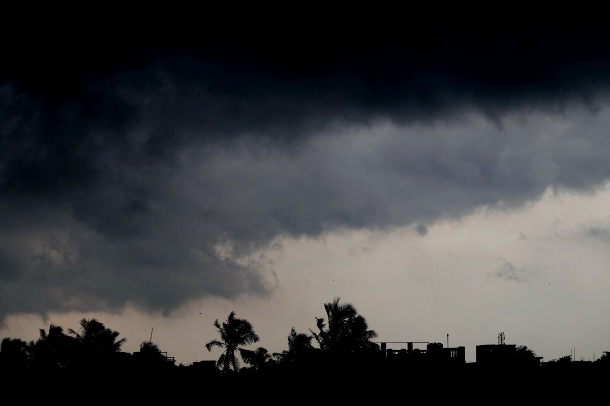 6 tourists killed in tornadoes, hailstorms in Greece; many injured