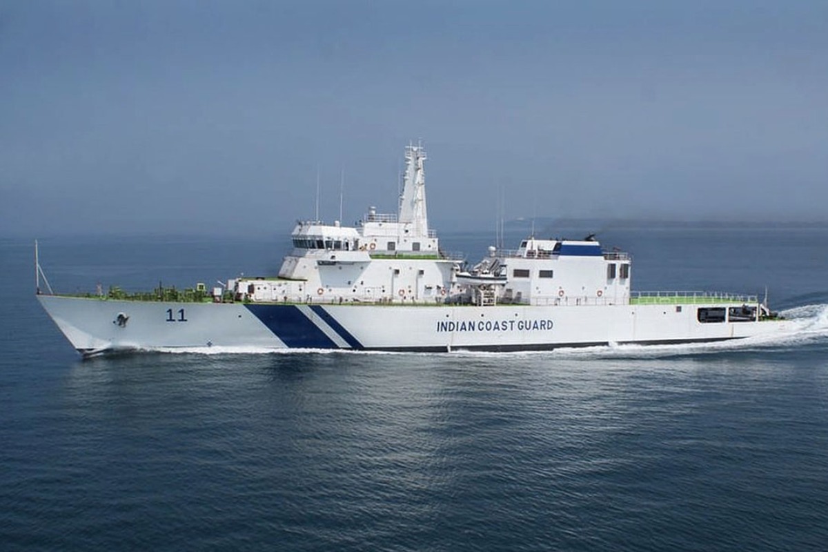 Indian Coast Guard and  Bangladeshi counterpart join efforts to repatriate 516 Indian fishermen, 32 boats