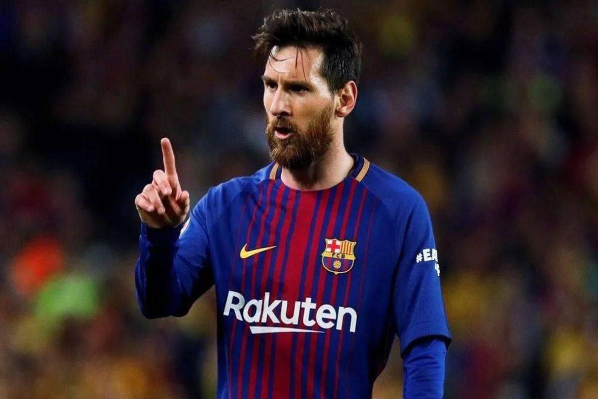 Lionel Messi does not want Barcelona to sign Junior Firpo: Reports