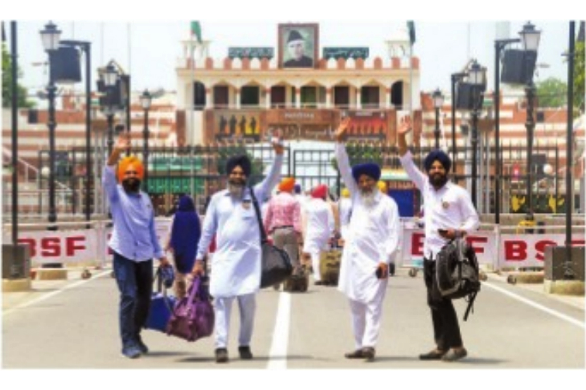 Pakistan allows Sikh pilgrims to visit Nankana Sahib