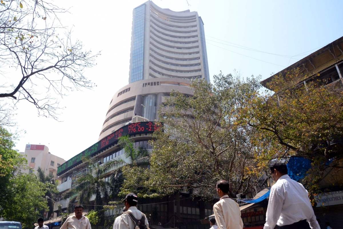 Stock market erases previous losses; Maruti, Reliance drive rally
