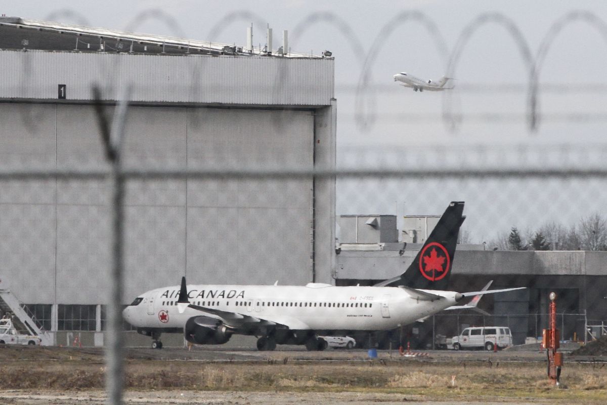 37 passengers injured after intense turbulence hit Air Canada flight to Australia