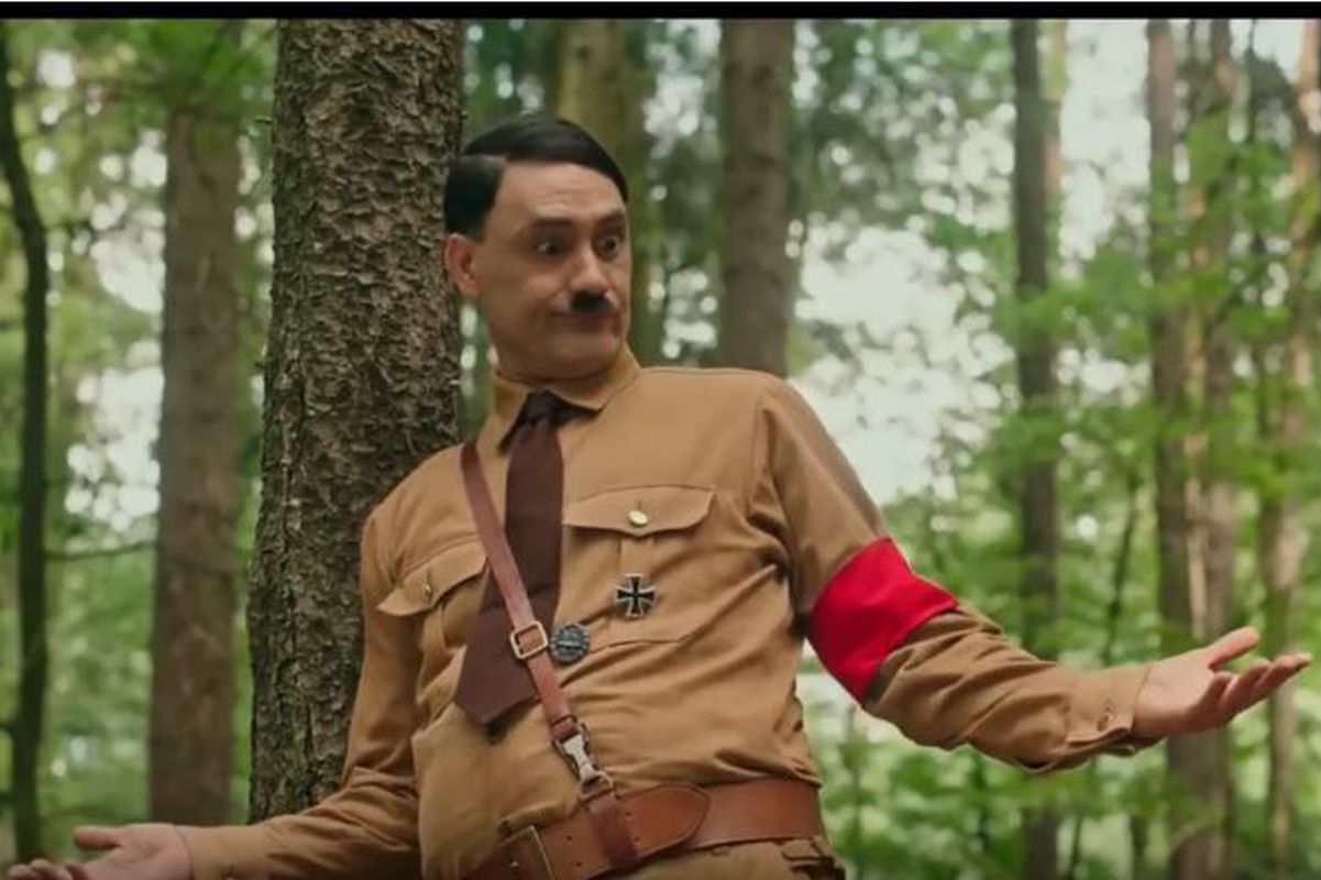 Watch Taika Waititi as imaginary Adolf Hitler in Jojo Rabbit teaser trailer