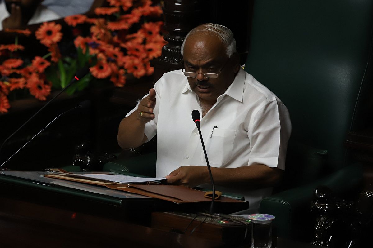 Will decide on resignation, disqualification of rebel MLAs by tomorrow: Karnataka Speaker to SC