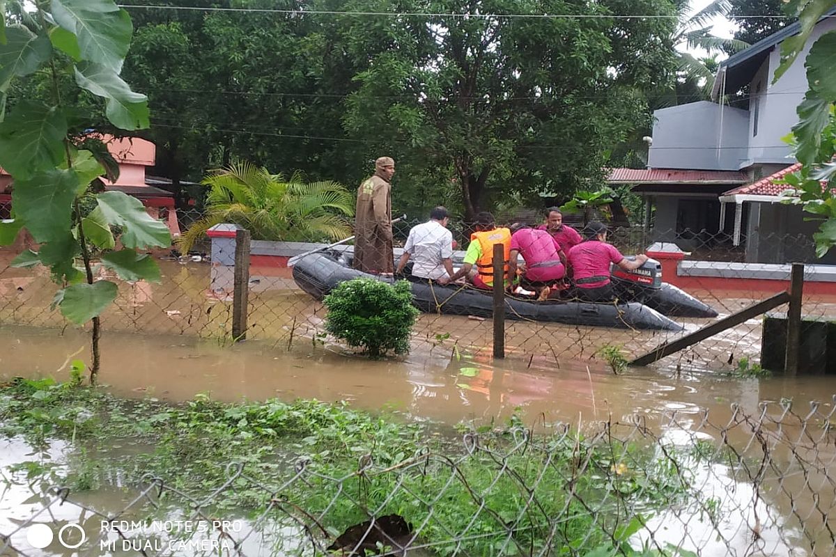 Over 20 dead as heavy rains lash Kerala, trigger landslides, floods; schools shut, Cochin airport closed