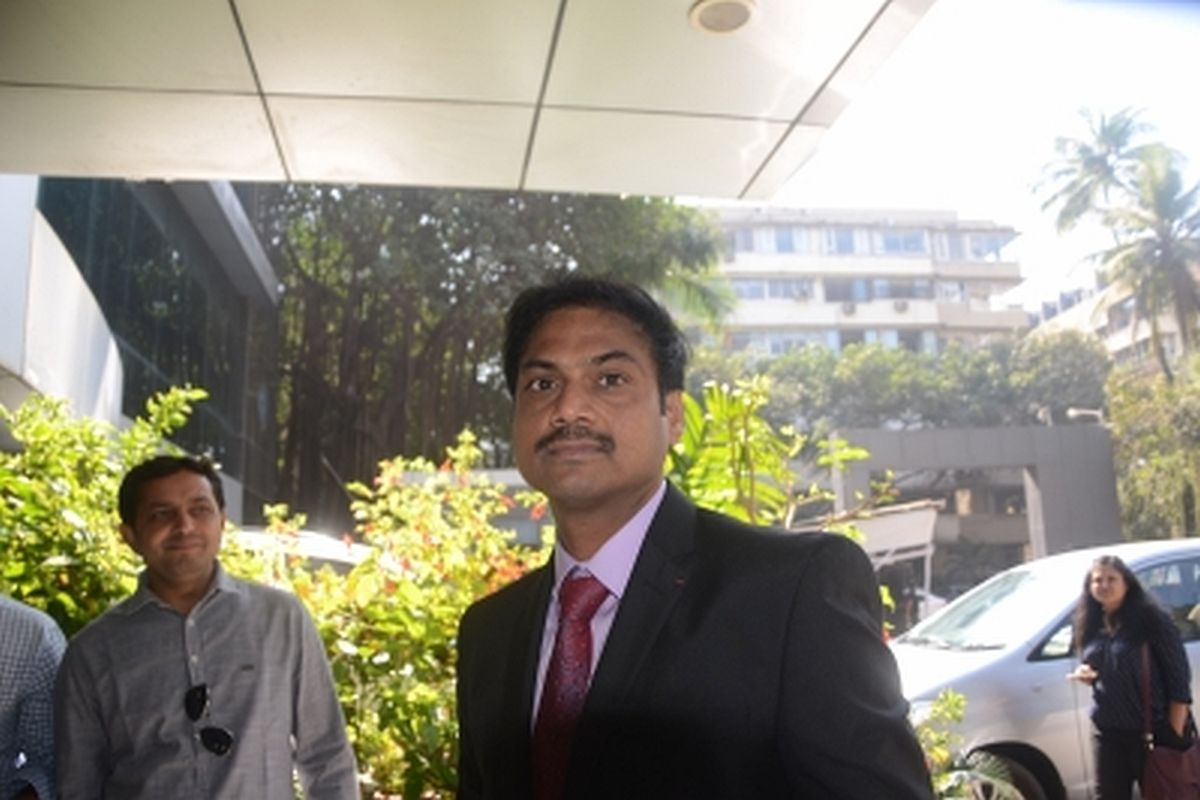 Use of external source to shine ball amounts to alteration: MSK Prasad