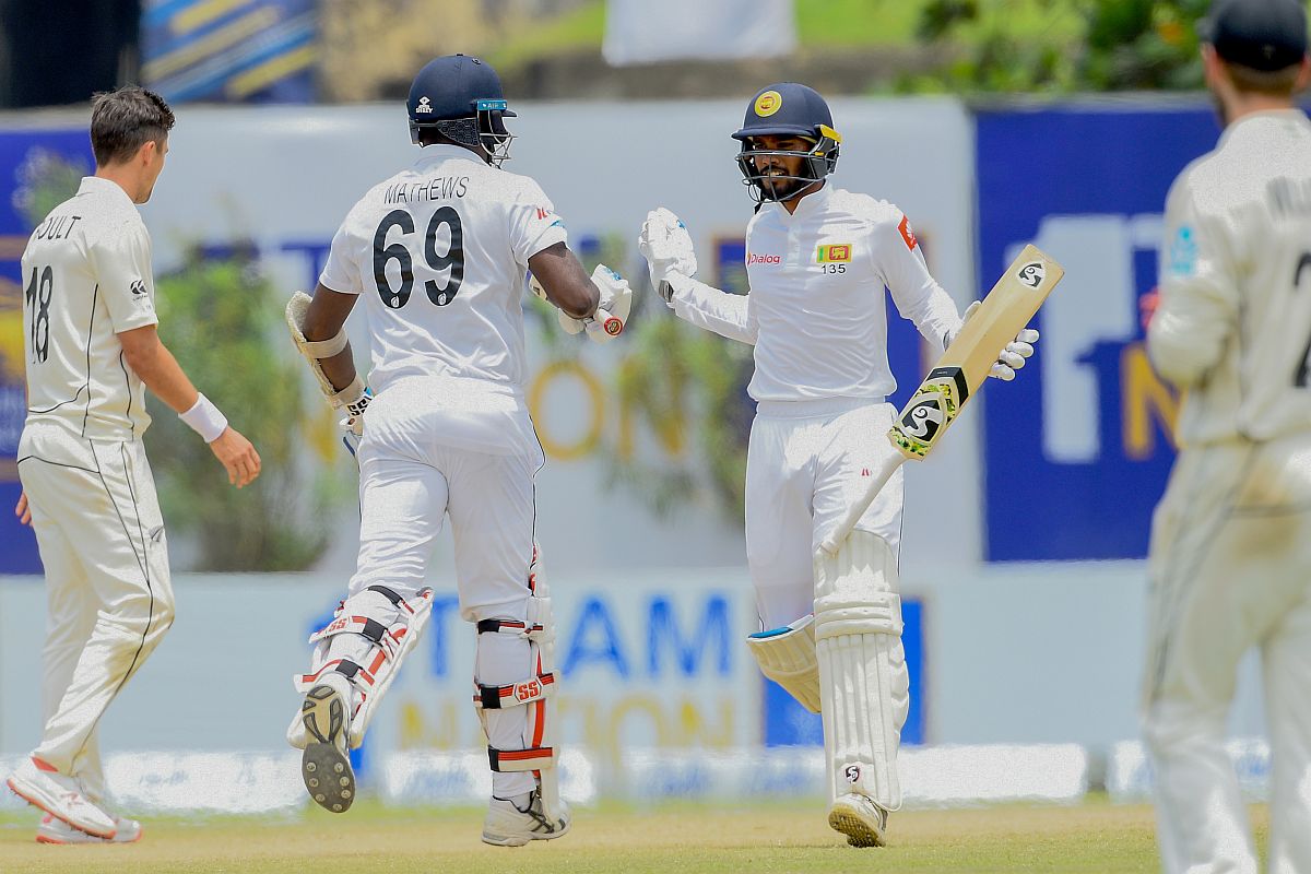 Sri Lanka beat New Zealand by 6 wickets in 1st Test